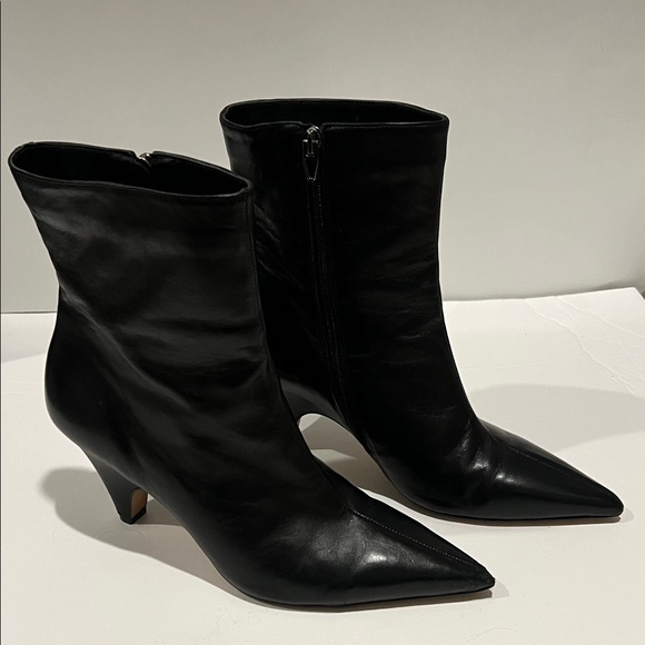 Dolce Vita Boots - Picture 1 of 11